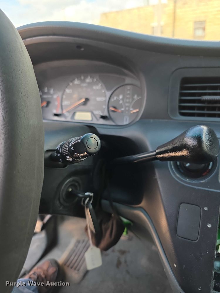 image for item EF3678 2002 Honda Odyssey van