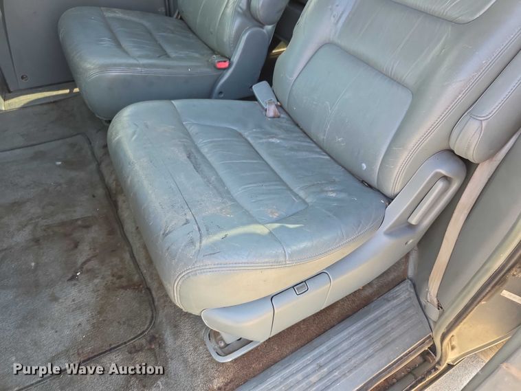 image for item EF3678 2002 Honda Odyssey van