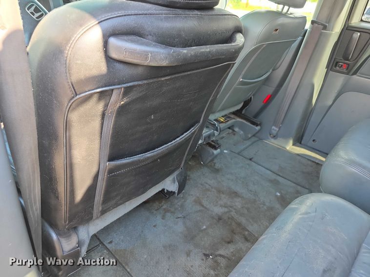 image for item EF3678 2002 Honda Odyssey van