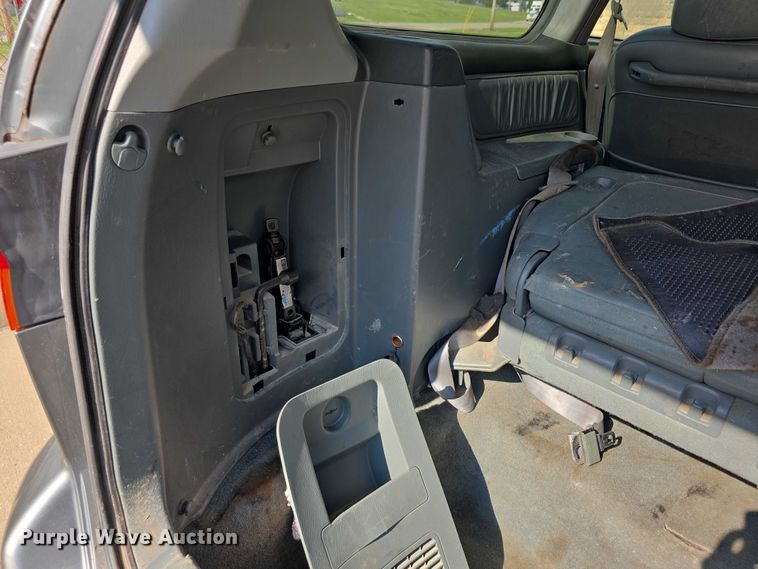 image for item EF3678 2002 Honda Odyssey van