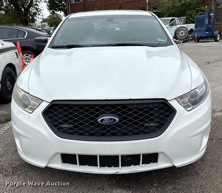 image for item EG8637 2014 Ford Taurus Police Interceptor 