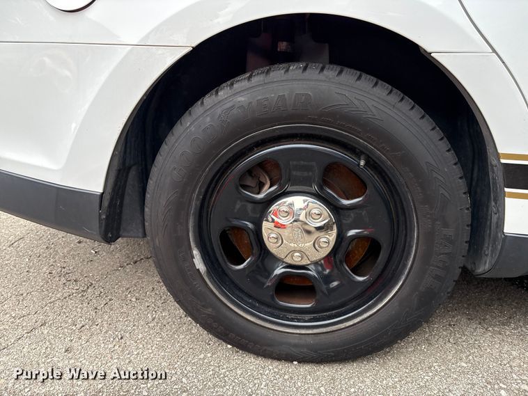 image for item EG8637 2014 Ford Taurus Police Interceptor 