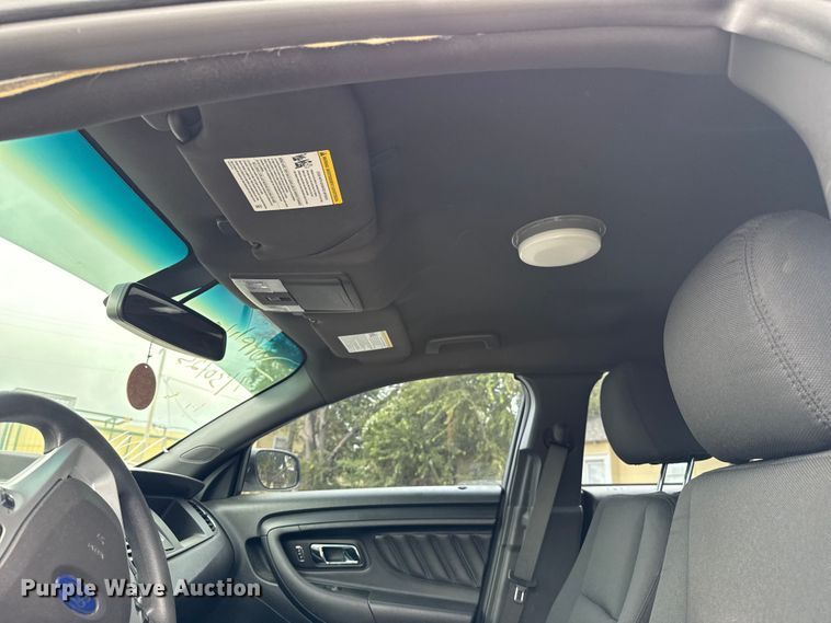 image for item EG8644 2017 Ford Taurus Police 