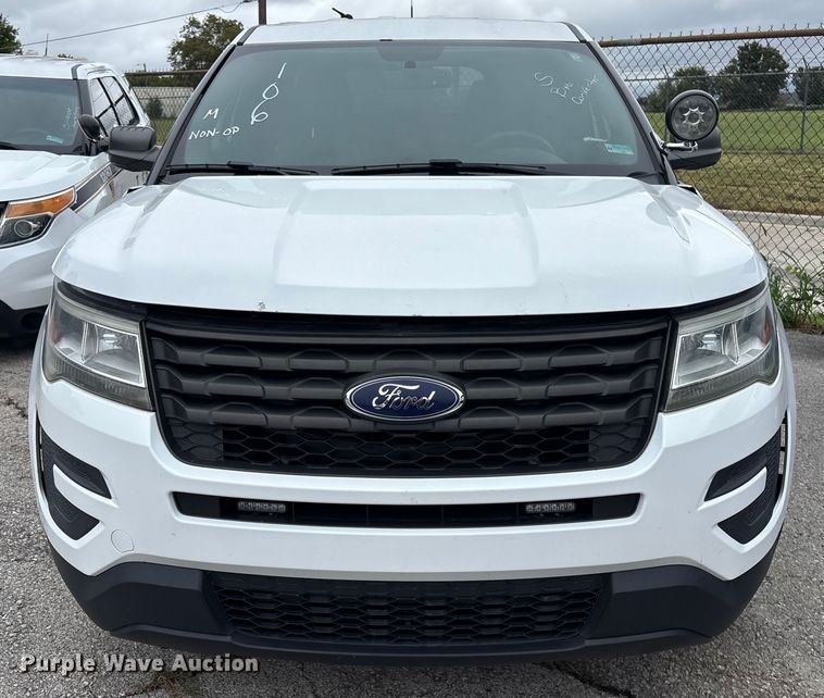 image for item EG8646 2017 Ford Explorer Police SUV