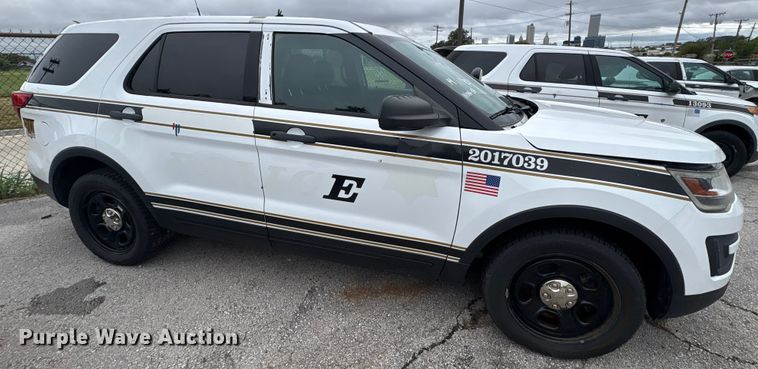image for item EG8646 2017 Ford Explorer Police SUV