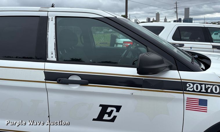 image for item EG8646 2017 Ford Explorer Police SUV