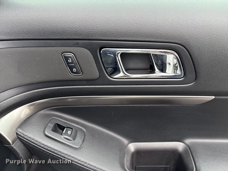 image for item EG8646 2017 Ford Explorer Police SUV