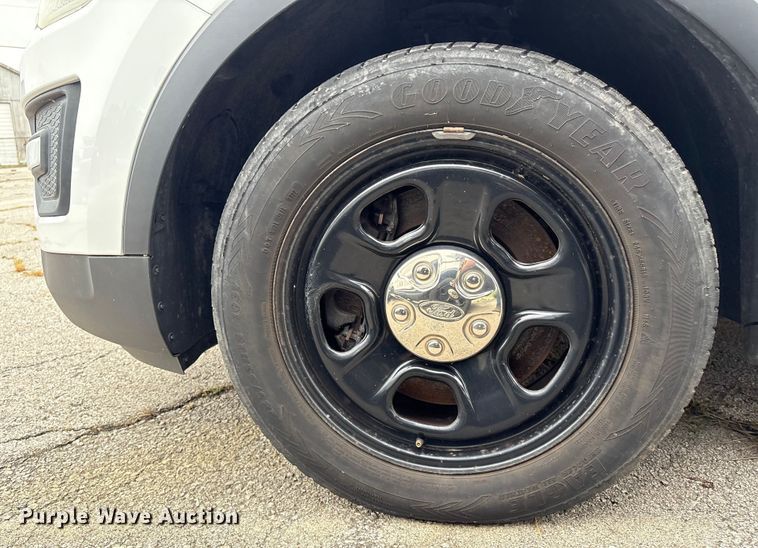 image for item EG8646 2017 Ford Explorer Police SUV