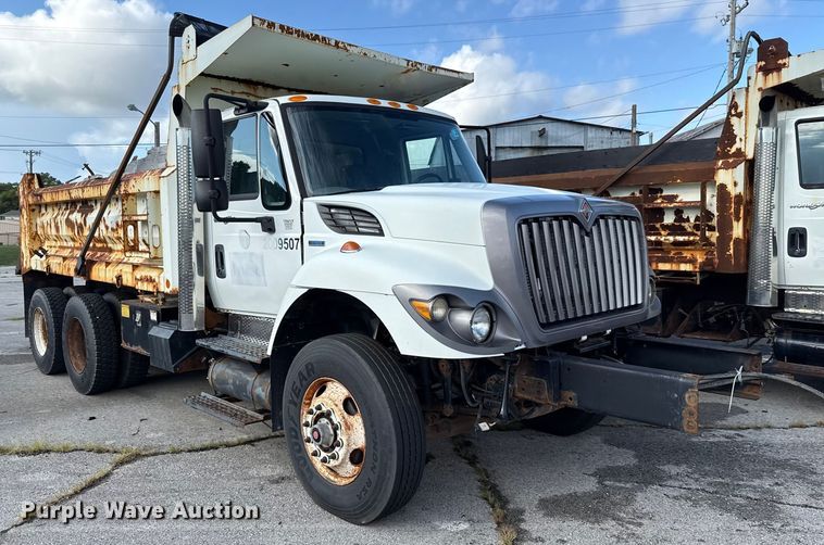 image for item EG8693 2009 International 7400 dump truck