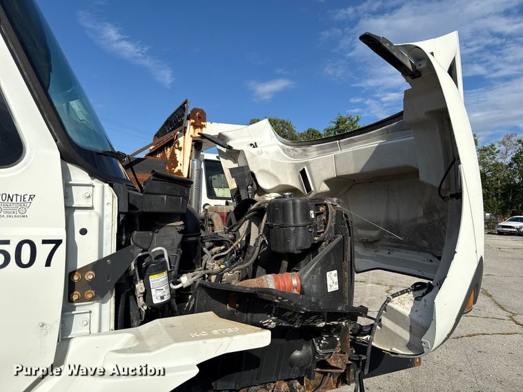 image for item EG8693 2009 International 7400 dump truck