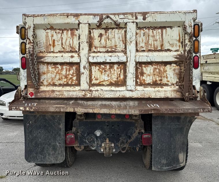 image for item EG8736 2012 International 7400 dump truck