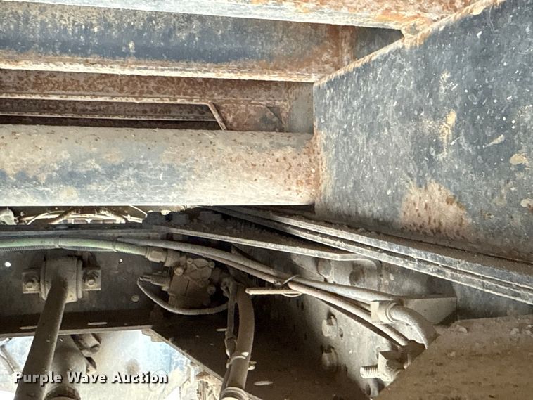 image for item EG8736 2012 International 7400 dump truck