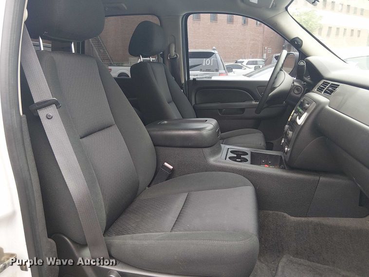 image for item EG8769 2011 Chevrolet Tahoe Police SUV