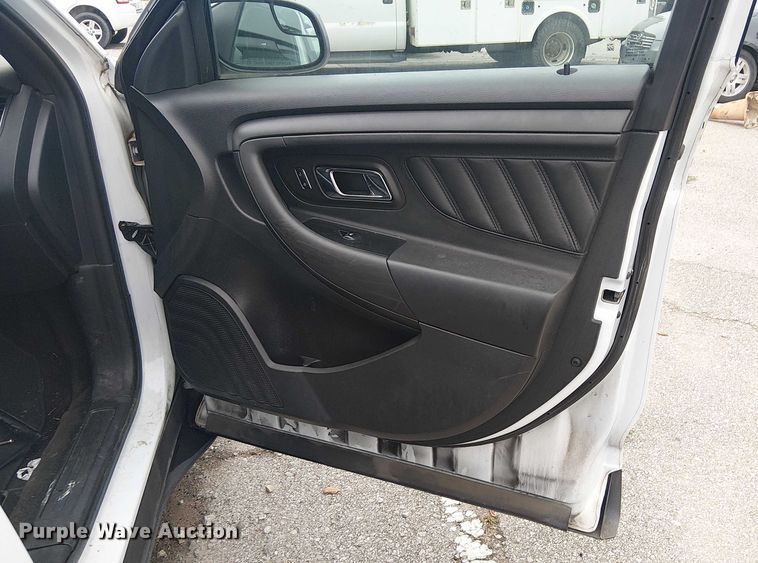 image for item EG8770 2015 Ford Taurus Police Interceptor 