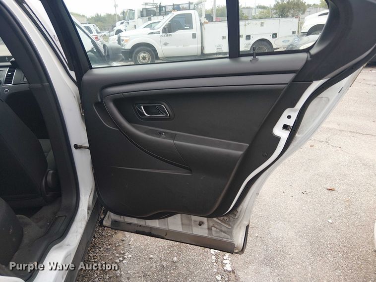 image for item EG8770 2015 Ford Taurus Police Interceptor 