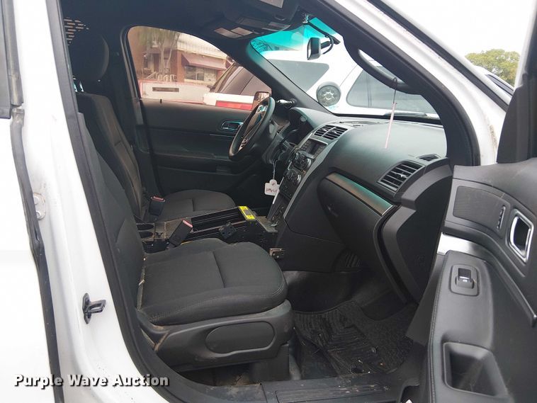 image for item EG8772 2015 Ford Explorer Police Interceptor SUV