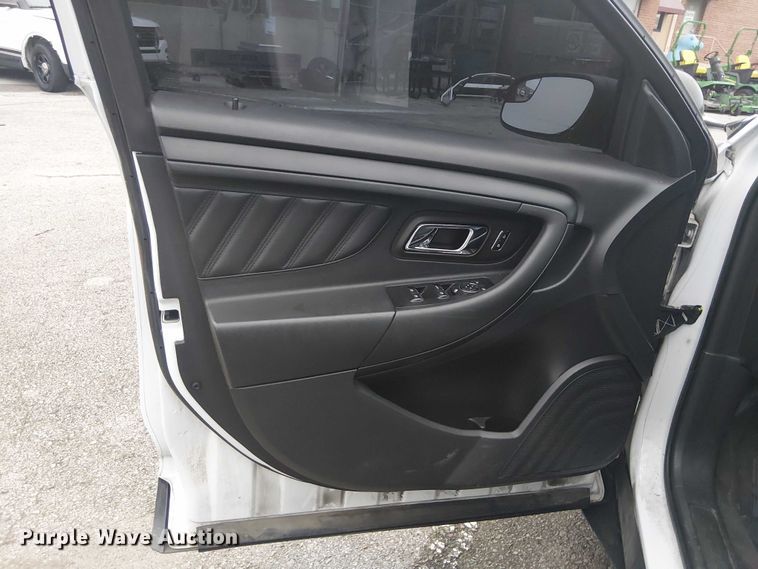 image for item EG8774 2014 Ford Taurus Police Interceptor 