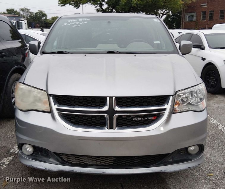 image for item EG8775 2017 Dodge Grand Caravan SXT van