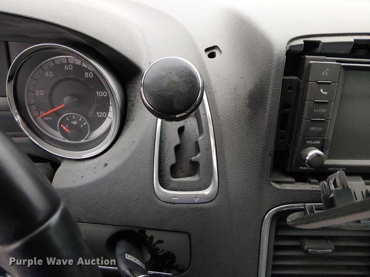 image for item EG8775 2017 Dodge Grand Caravan SXT van