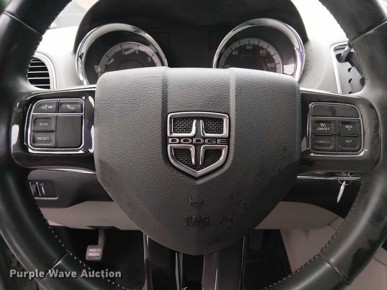 image for item EG8775 2017 Dodge Grand Caravan SXT van