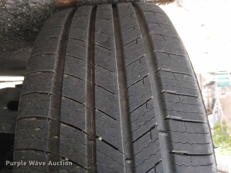 image for item EG8775 2017 Dodge Grand Caravan SXT van