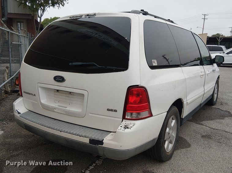 image for item EG8777 2004 Ford Freestar SES van