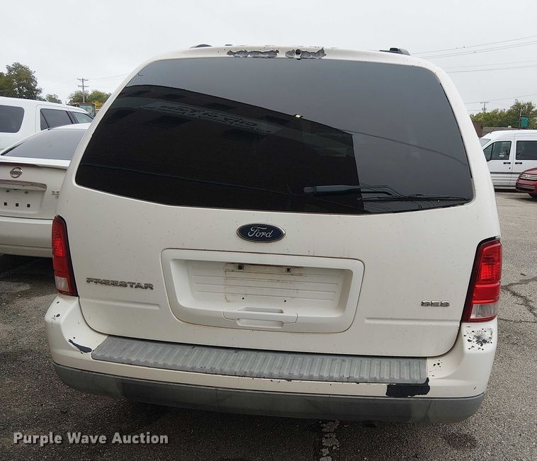 image for item EG8777 2004 Ford Freestar SES van