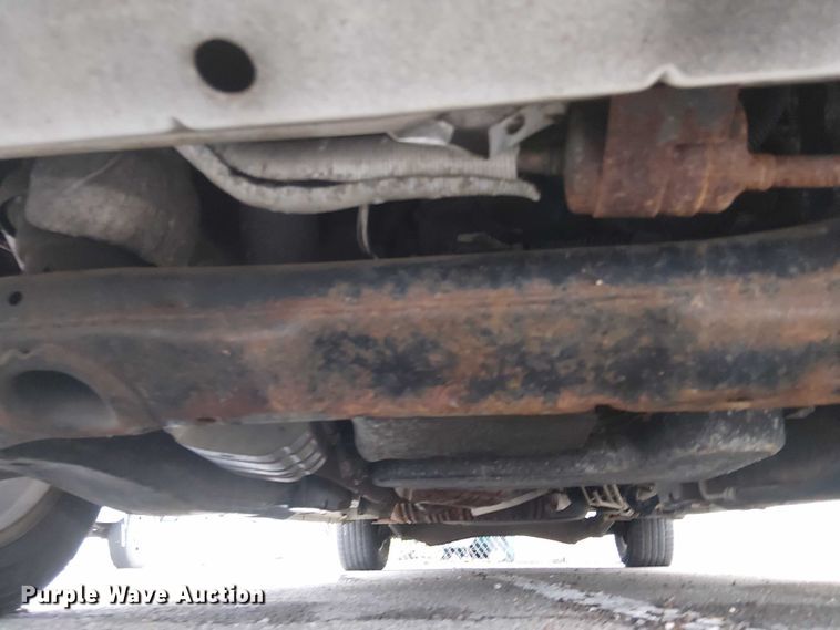 image for item EG8777 2004 Ford Freestar SES van