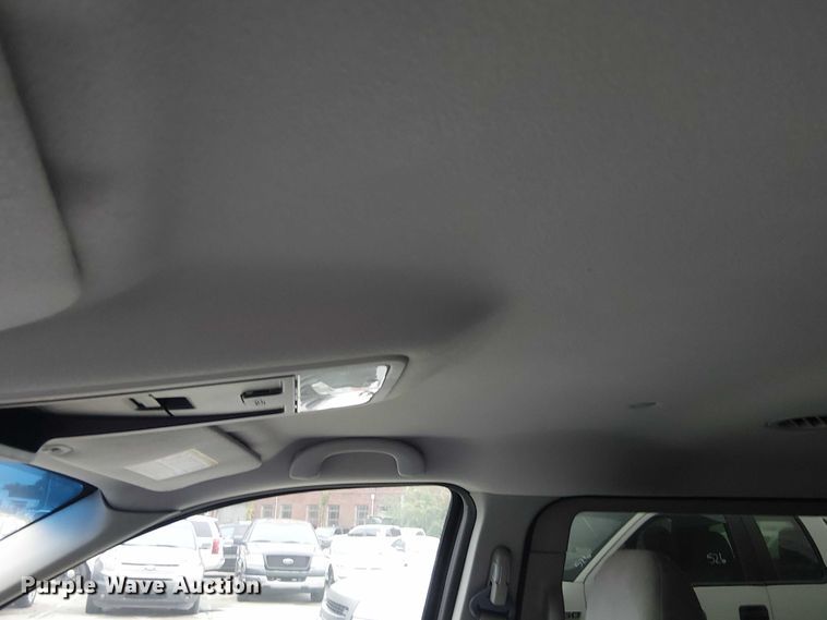 image for item EG8777 2004 Ford Freestar SES van