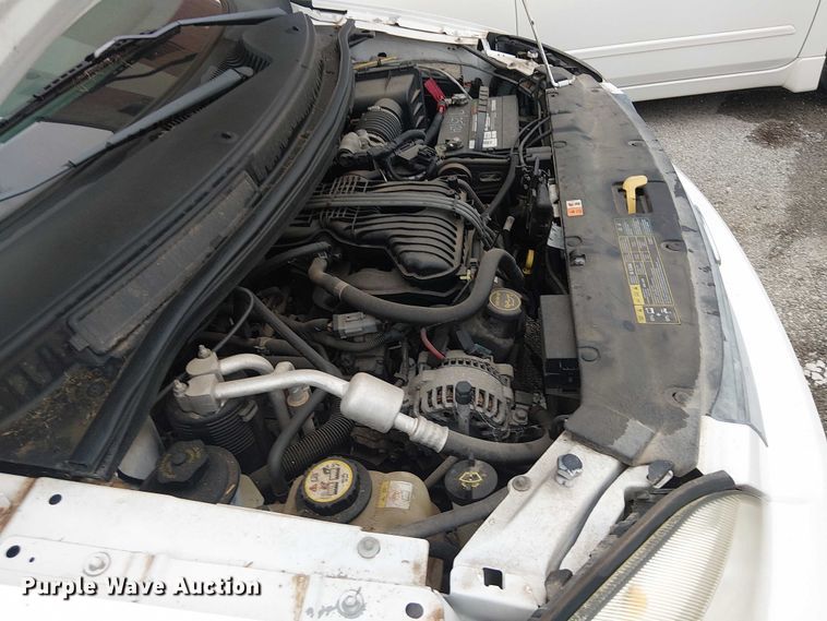 image for item EG8777 2004 Ford Freestar SES van