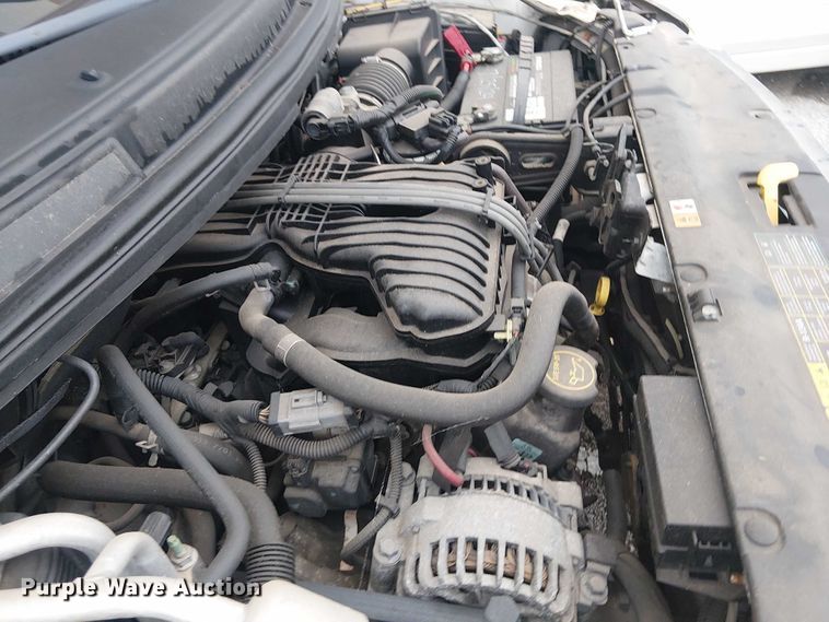 image for item EG8777 2004 Ford Freestar SES van