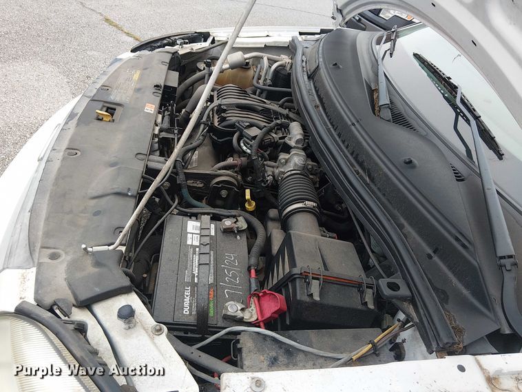 image for item EG8777 2004 Ford Freestar SES van