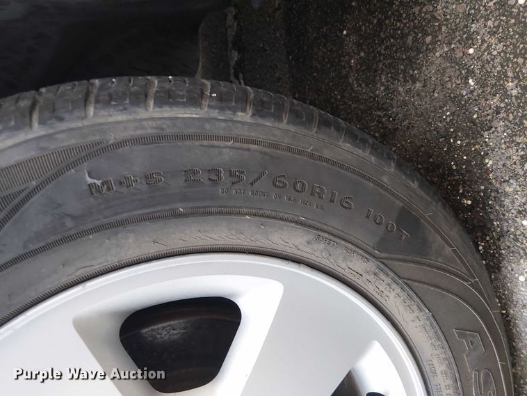 image for item EG8777 2004 Ford Freestar SES van