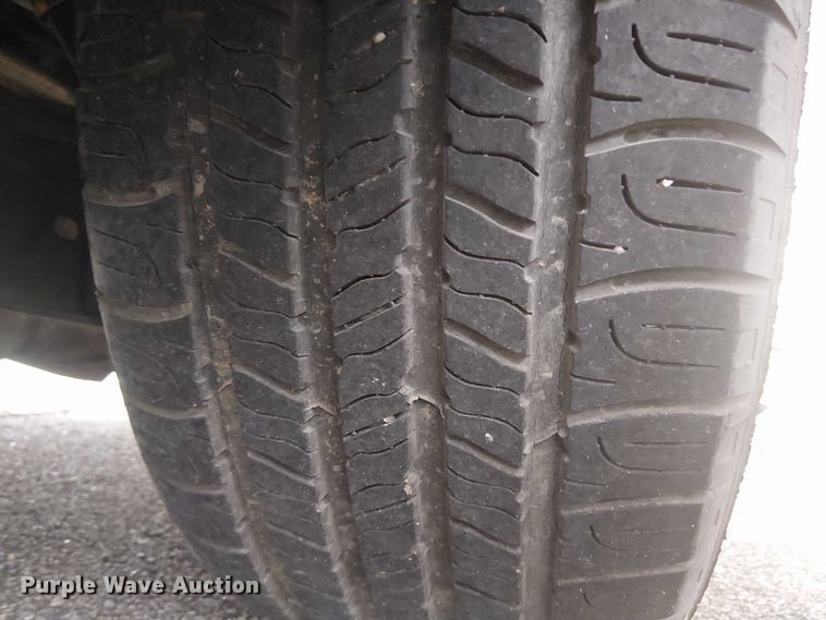 image for item EG8777 2004 Ford Freestar SES van