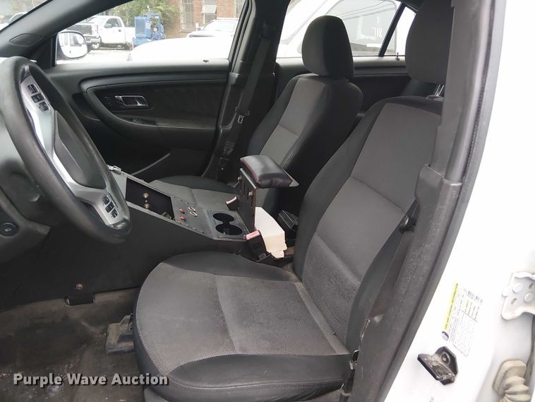 image for item EG8778 2014 Ford Taurus Police Interceptor 