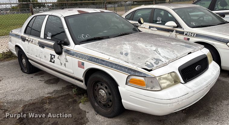 image for item EG8779 2005 Ford Crown Victoria Police Interceptor 