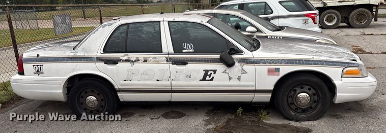image for item EG8779 2005 Ford Crown Victoria Police Interceptor 