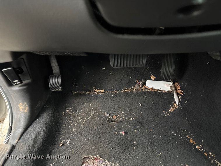 image for item EG8779 2005 Ford Crown Victoria Police Interceptor 