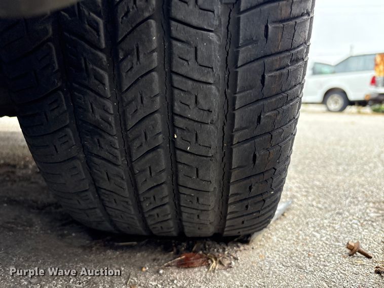 image for item EG8779 2005 Ford Crown Victoria Police Interceptor 