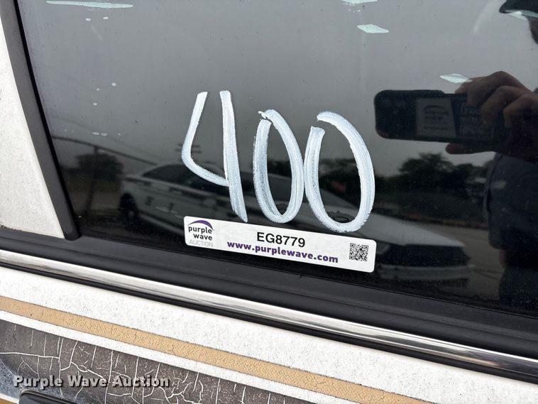 image for item EG8779 2005 Ford Crown Victoria Police Interceptor 