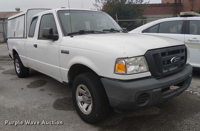 image for item EG8784 2010 Ford Ranger SuperCab pickup truck