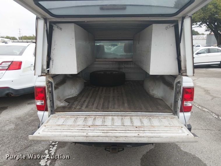 image for item EG8784 2010 Ford Ranger SuperCab pickup truck