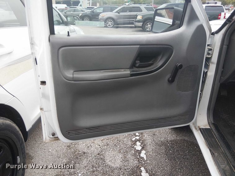 image for item EG8784 2010 Ford Ranger SuperCab pickup truck