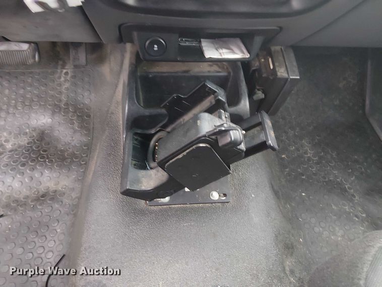 image for item EG8784 2010 Ford Ranger SuperCab pickup truck