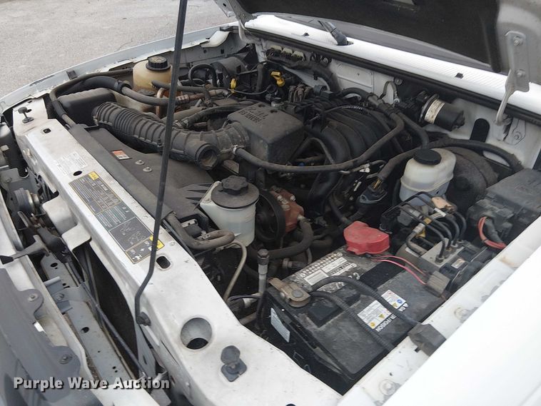 image for item EG8784 2010 Ford Ranger SuperCab pickup truck