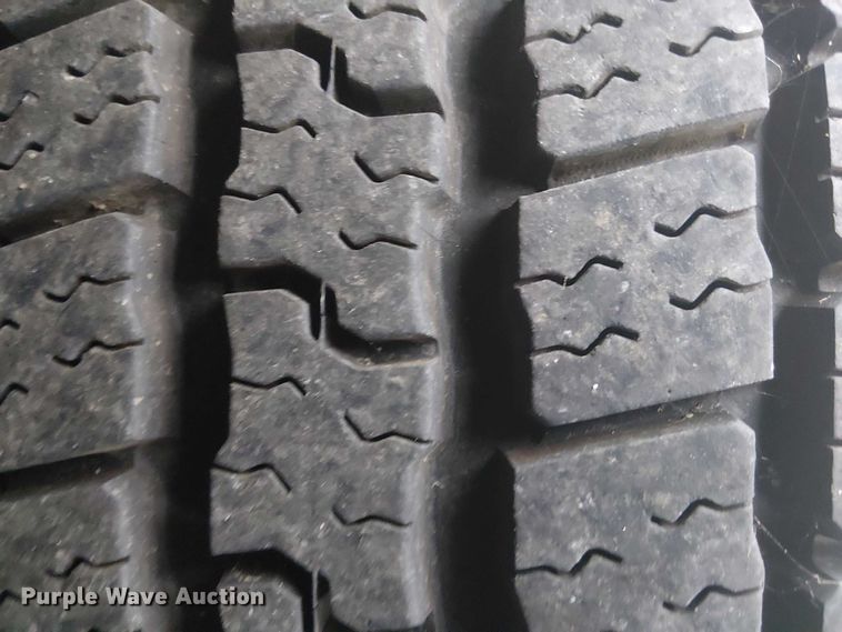 image for item EG8784 2010 Ford Ranger SuperCab pickup truck