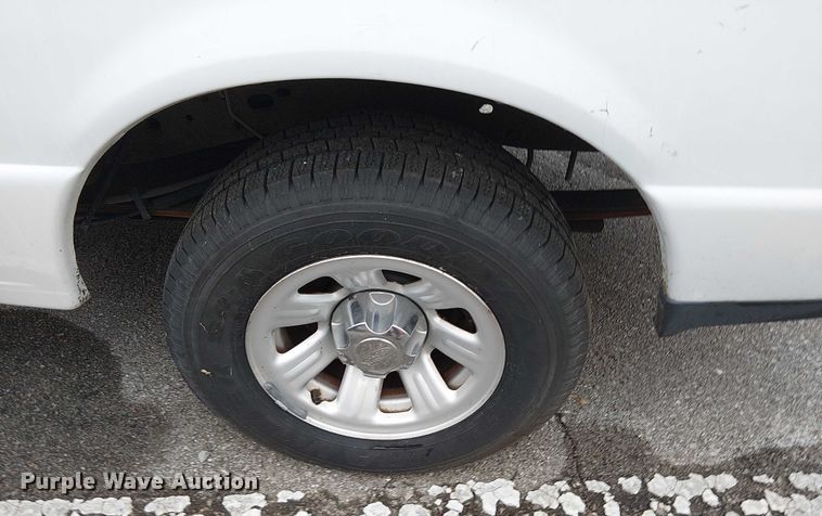 image for item EG8784 2010 Ford Ranger SuperCab pickup truck