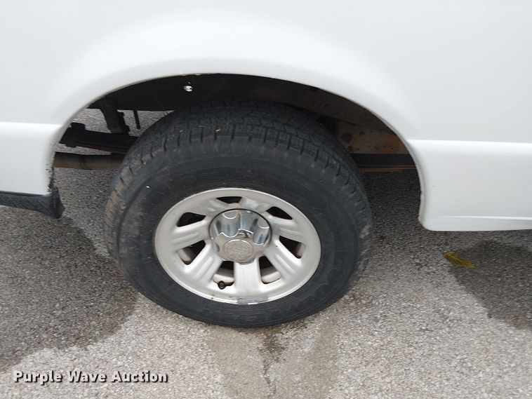 image for item EG8784 2010 Ford Ranger SuperCab pickup truck