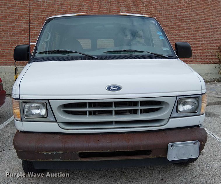 image for item EG8785 2002 Ford E150 van