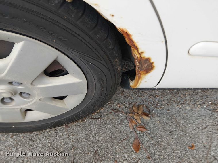 image for item EG8786 2001 Ford Taurus 